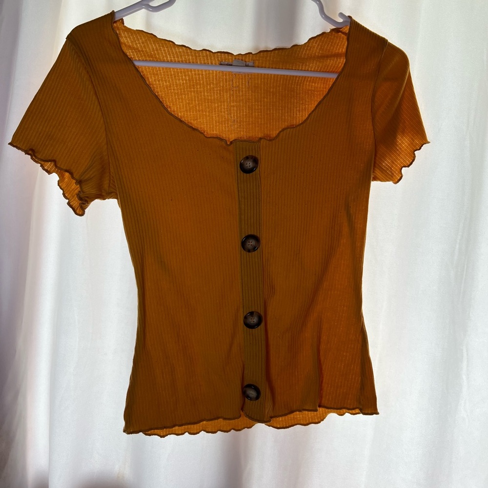 yellow top